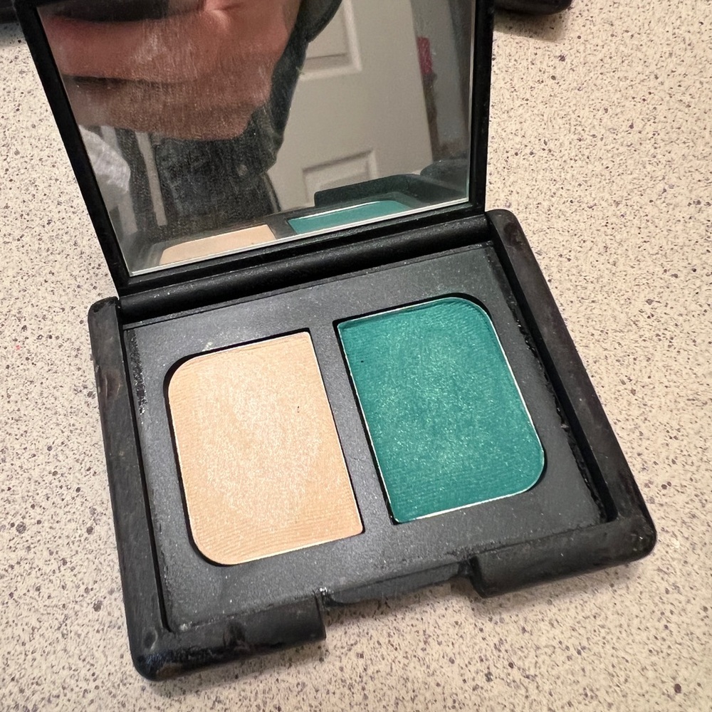 NARS Makeup Compacts Collection Eyeshadow & Powder - Picture 4 of 10